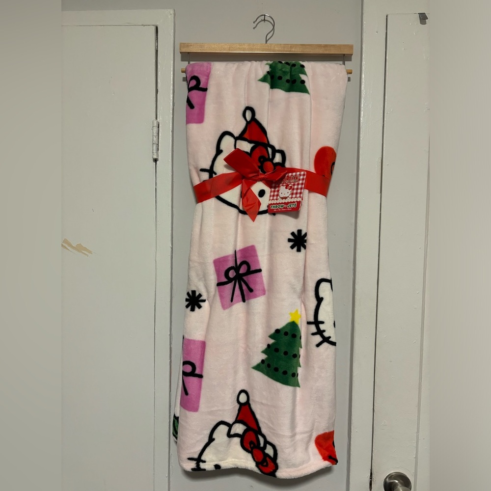 Hello Kitty Christmas Throw Blanket